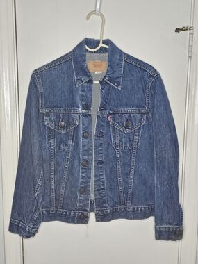 Levi's Women's Blue Denim Jean Trucker Jacket Vintage